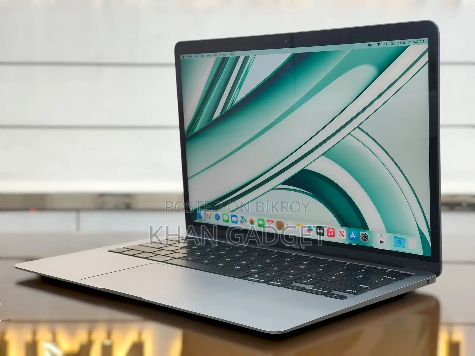 Laptop Apple MacBook Air 16GB Apple M1 SSD 256GB