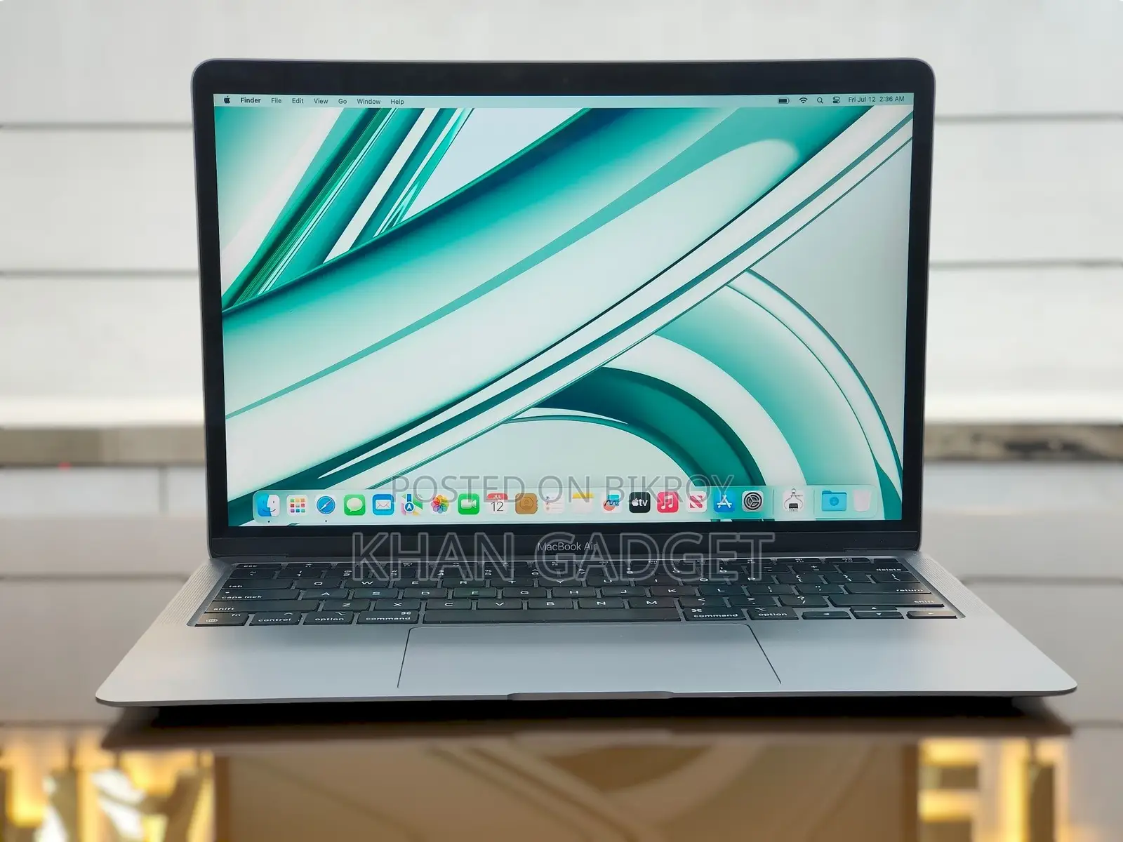Laptop Apple MacBook Air 16GB Apple M1 SSD 256GB