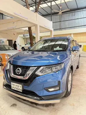 Nissan X-Trail 2.0 Hybrid All-Wheel Drive 2017 Blue