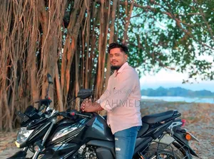 ইয়ামাহা এফজেডএস ভি২ ২০২৫ ব্ল্যাক