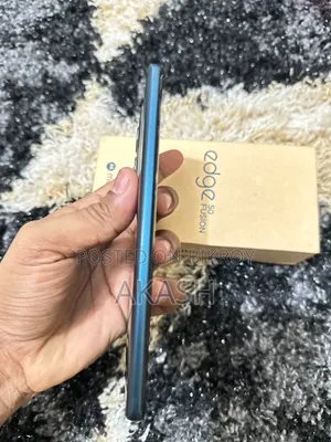 মোটোরালা এজ ৫০ ফিউশন ১২৮ জিবি