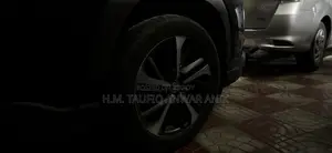 Toyota Corolla Cross 1.8 Hybrid AWD 2022 Black