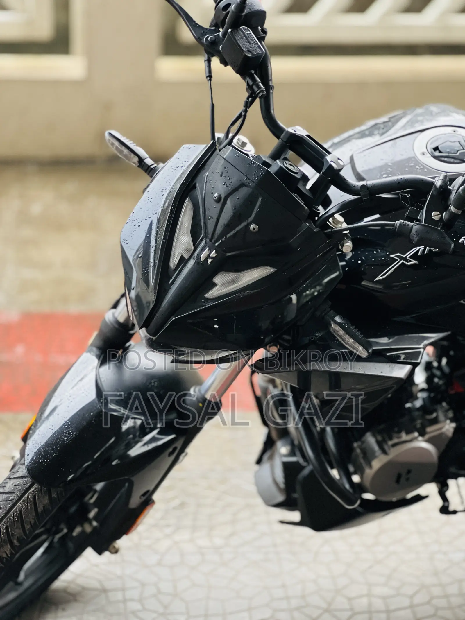 নতুন হিরো এক্সট্রিম ১২৫আর ২০২৬ কালো