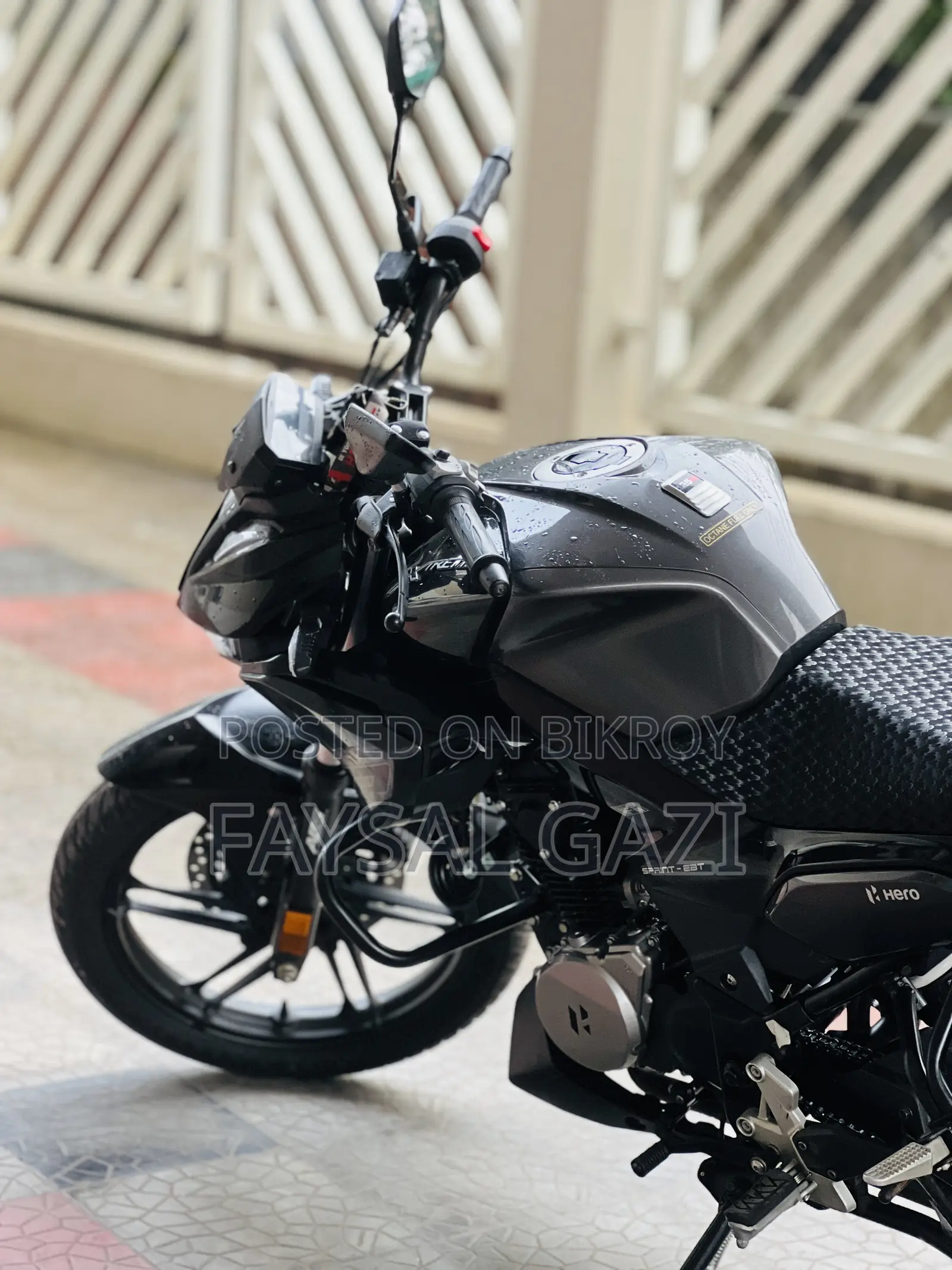 নতুন হিরো এক্সট্রিম ১২৫আর ২০২৬ কালো