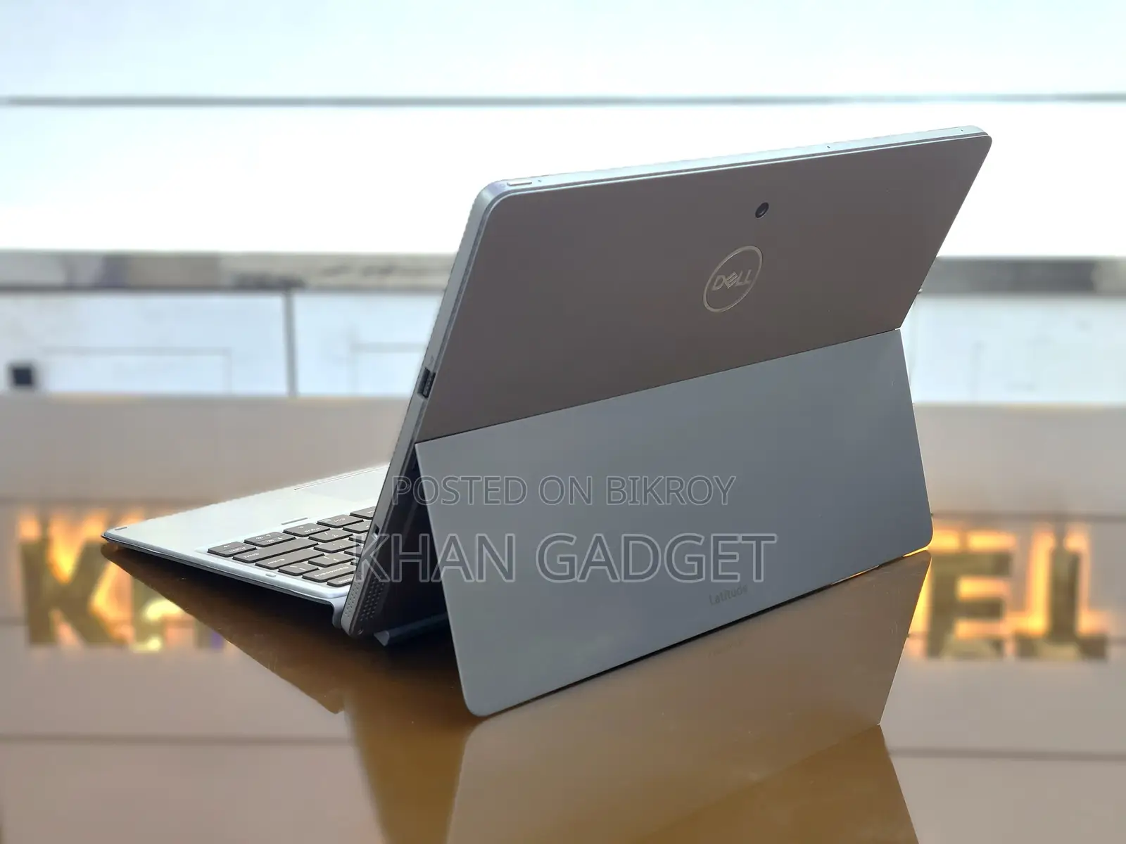 Laptop Dell Latitude 7210 2-in-1 16GB Intel Core i7 SSD 256GB
