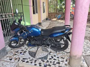 TVS Apache 180 RTR 2017 Blue