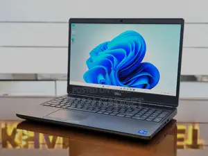 Laptop Dell Precision 7560 32GB Intel Core i7 SSD 512GB