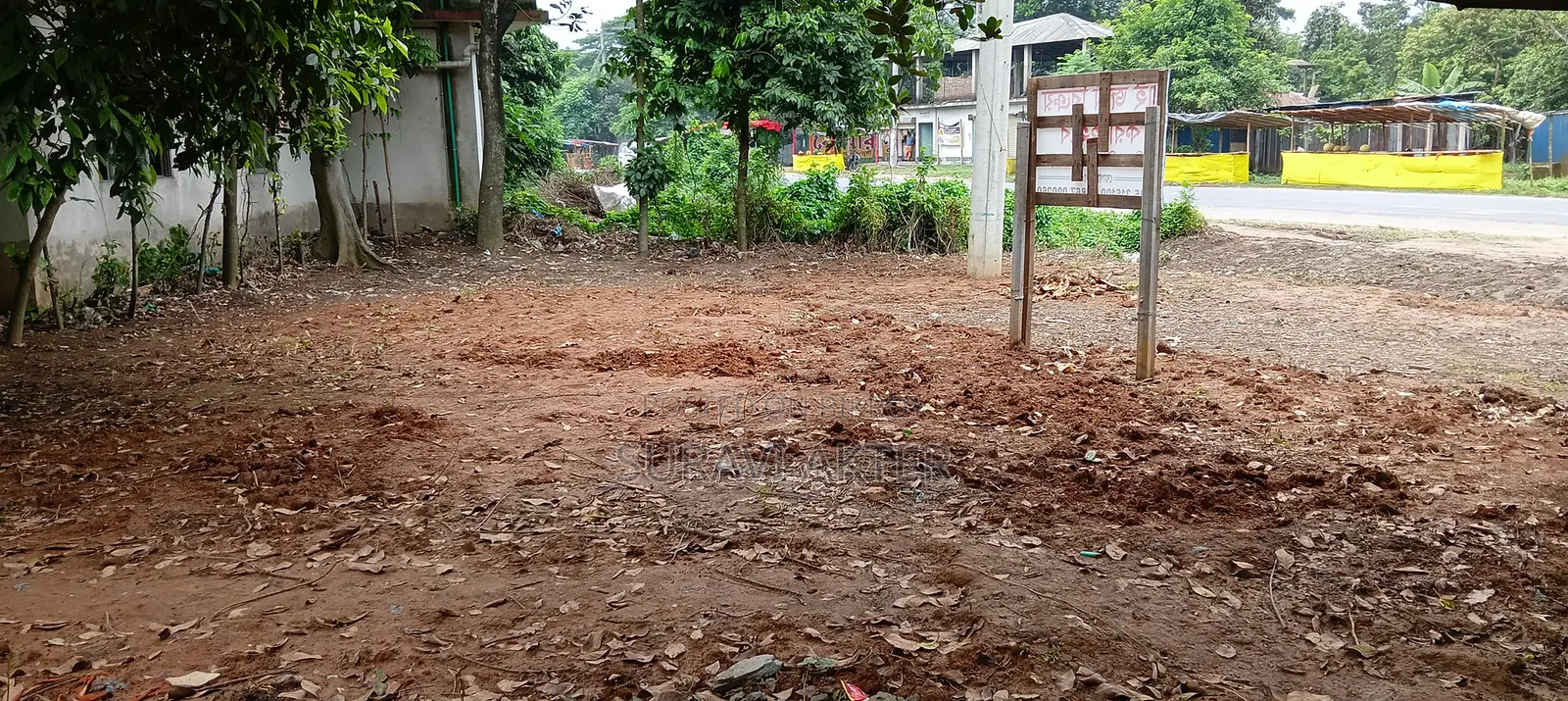 ৪ শতাংশ জমি বিক্রয় করা হবে।
ঢাকা-সিলেট হাইওয়ে রোড সংলগ্ন।