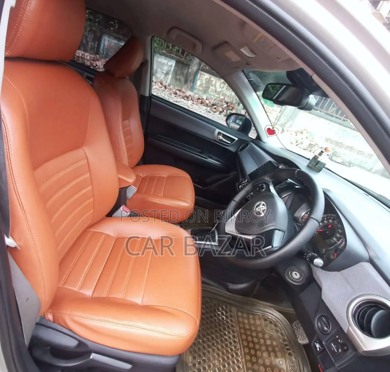 Toyota Axio 1.5 G 2WD 2012 Gold