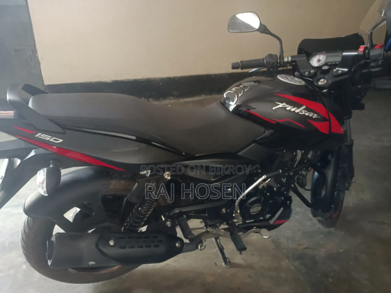 Bajaj Pulsar 150 2026 Black