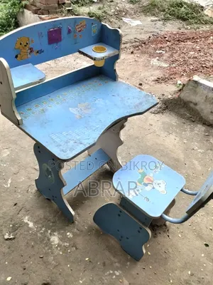 টেবিলটি বিক্রয় হবে