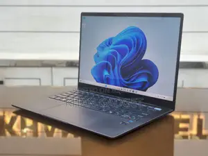 Laptop HP Elitebook Ultra G1i 16GB Qualcomm Snapdragon X Plus SSD 1T