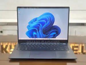 Laptop HP Elitebook Ultra G1i 16GB Qualcomm Snapdragon X Plus SSD 1T