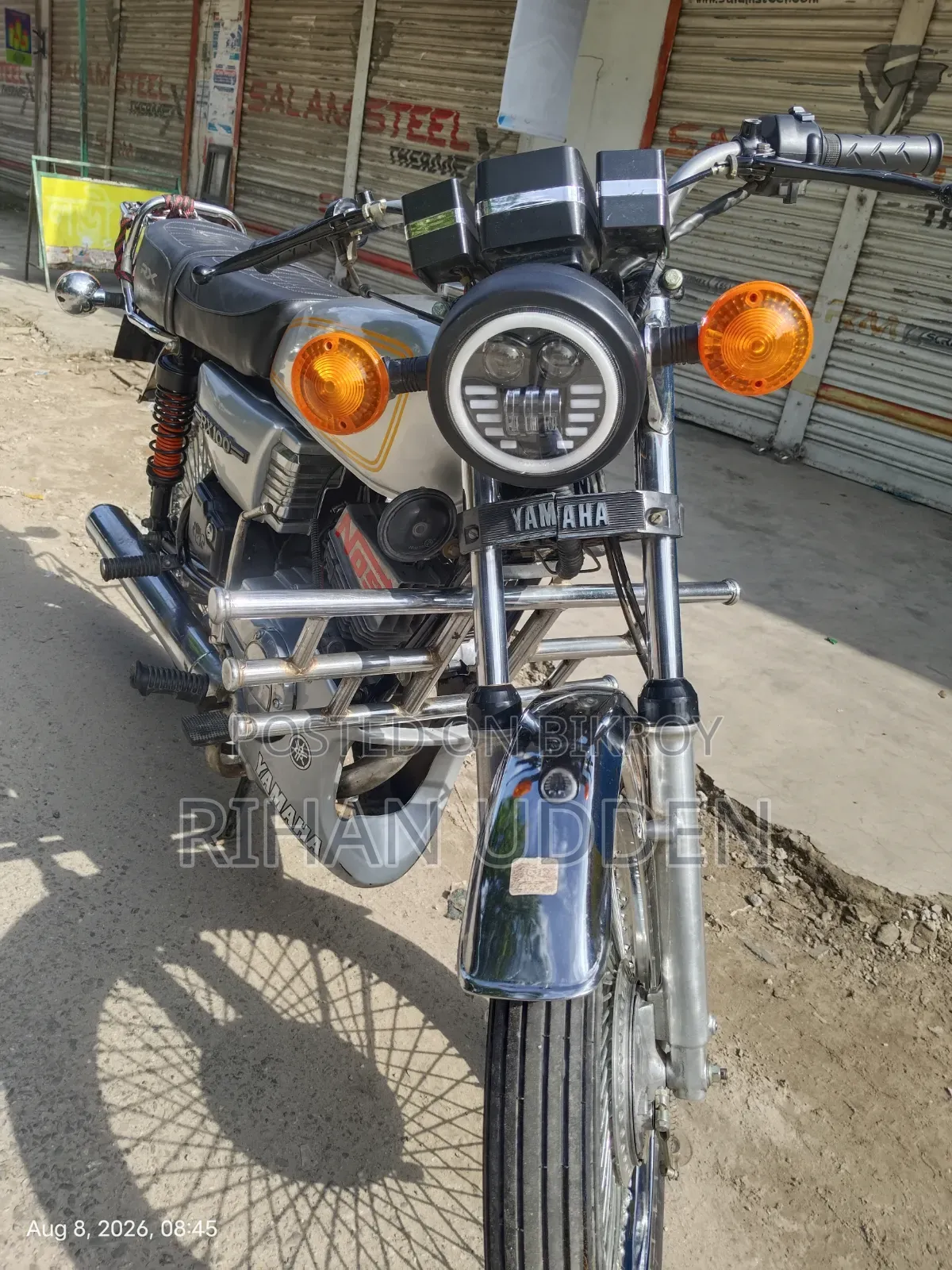 New Yamaha 1995 Silver