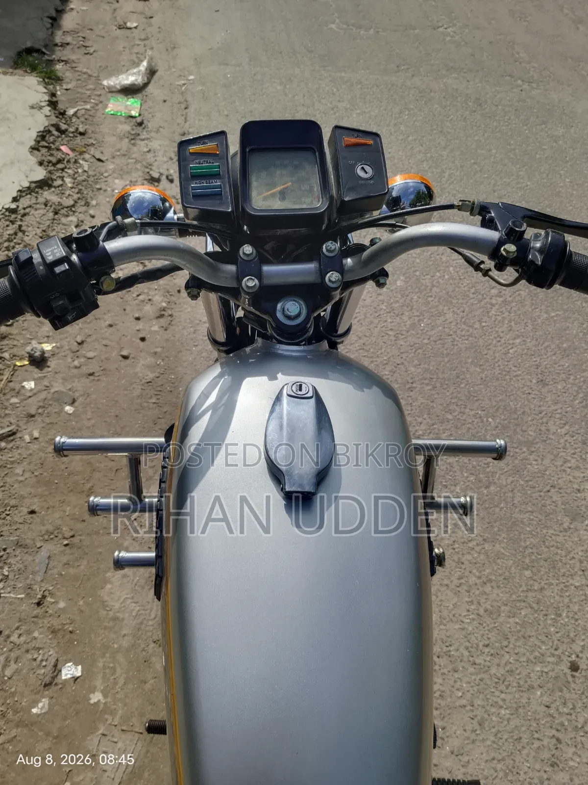 New Yamaha 1995 Silver