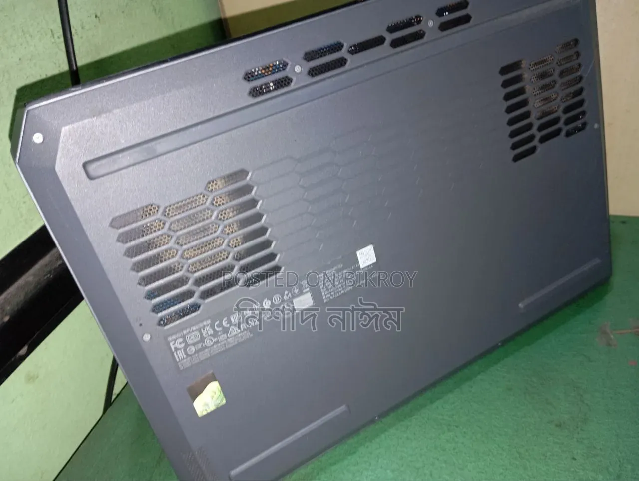 Laptop Lenovo LOQ 15ARP9 16GB Intel Core i5 SSD 512GB