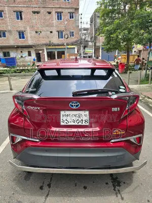Toyota C-HR 2017 Red
