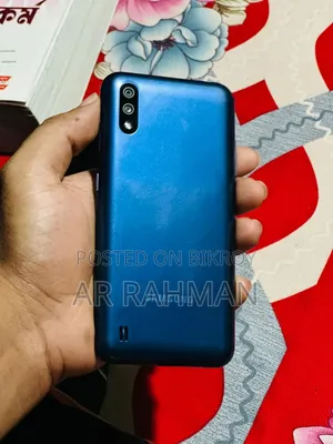 স্যামসাং গ্যালাক্সি এম০১ ৩২ জিবি ব্লু