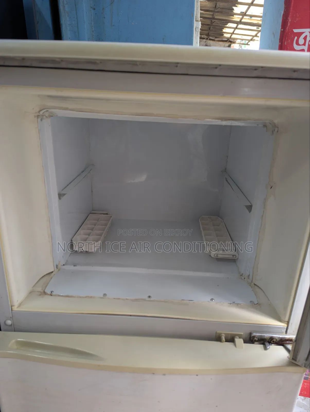 Sharp Mini Fridge 180 Ltr.