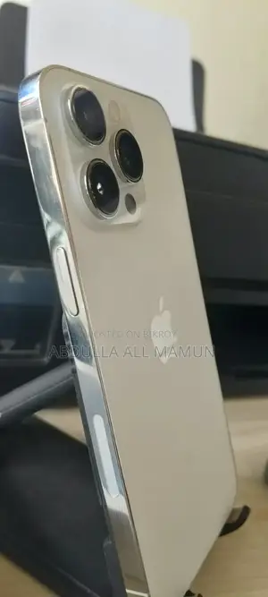 অ্যাপল আইফোন ১৪ প্রো ম্যাক্স ২৫৬ জিবি হোয়াইট