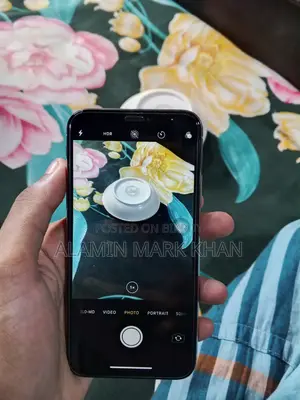অ্যাপল আইফোন এক্স ৬৪ জিবি হোয়াইট