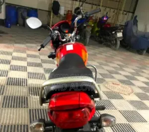 Hero HF Deluxe 2021 Red