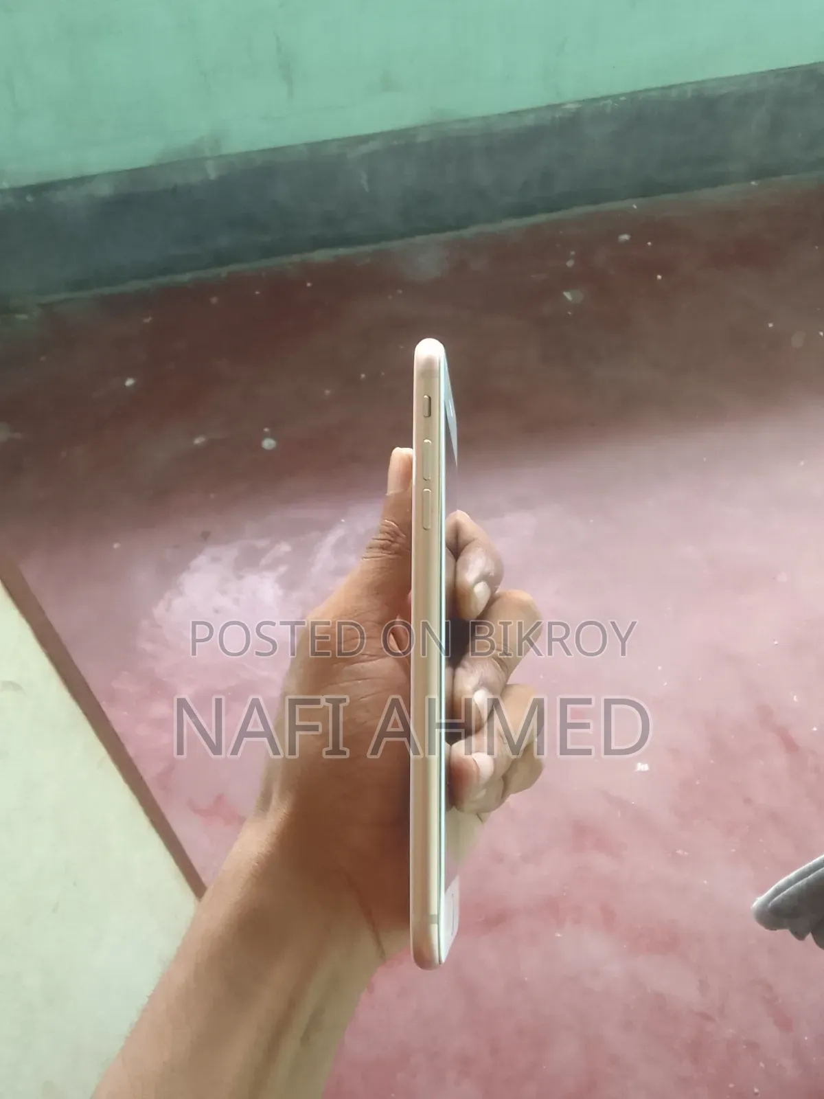 Apple iPhone 8 Plus 64 GB White