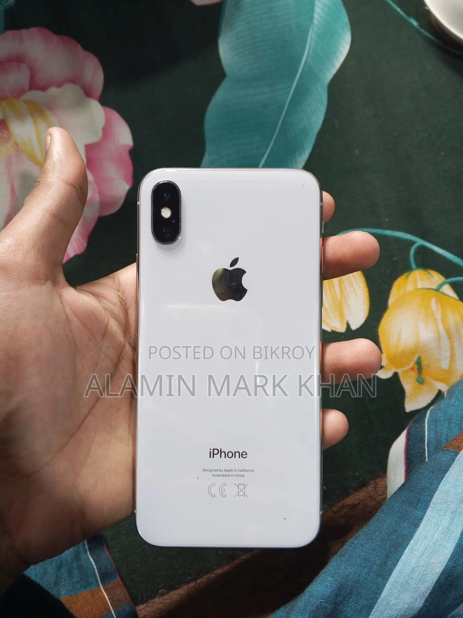 অ্যাপল আইফোন এক্স ৬৪ জিবি হোয়াইট