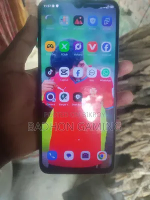 ইনফিনিক্স হট ৯ প্লে ৩২ জিবি নীল