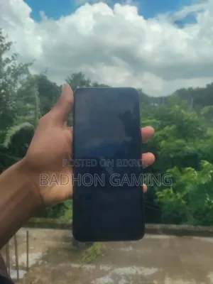 ইনফিনিক্স হট ৯ প্লে ৩২ জিবি নীল