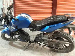 টিভিএস আপাচি ১৬০ ৪ভি ২০২১ নীল