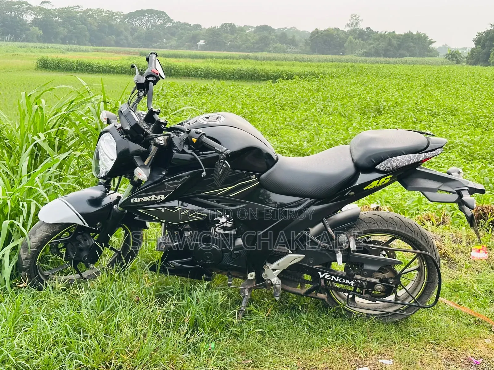 নতুন সুজুকি জিক্সার ২০২৩ কালো