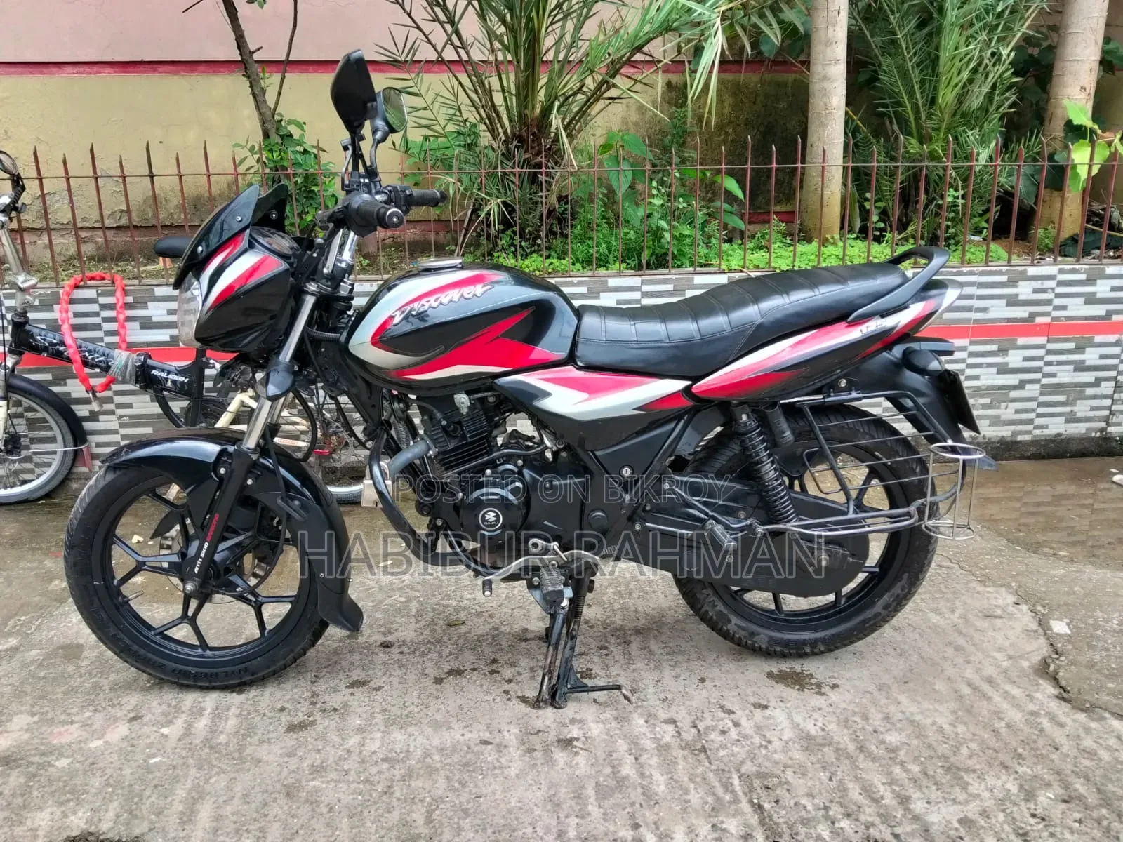 Bajaj Discover 125 ২০২১ ব্ল্যাক