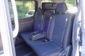 Toyota Noah 2.0 Front Wheel Drive (8 Seater) 2021 Silver