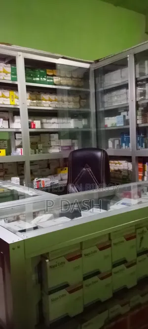 Thai Aluminum Glass for Sale in Brand New Condition