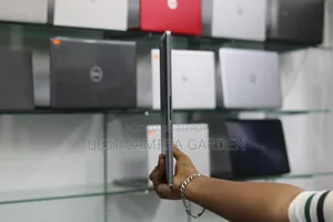 ল্যাপটপ অ্যাপল ম্যাকবুক ২০২০ ১৬জিবি ইন্টেল এসএসডি ১৬ জিবি