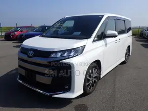 Toyota Noah 2022 Pearl