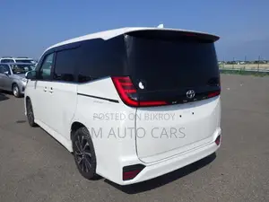 Toyota Noah 2022 Pearl