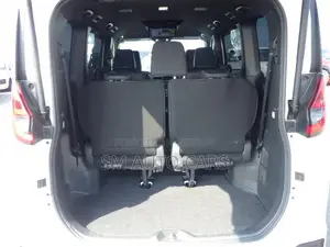Toyota Noah 2022 Pearl