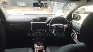 Toyota Premio 1.5 FWD 2011 Red