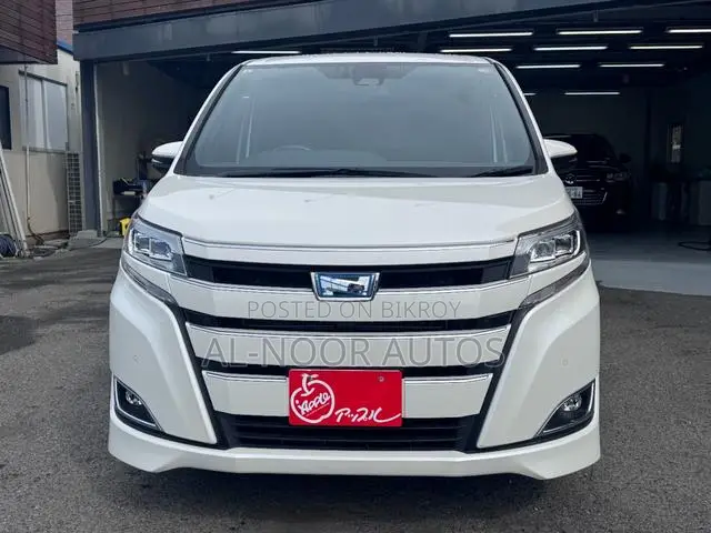 Toyota Noah 2021 Pearl