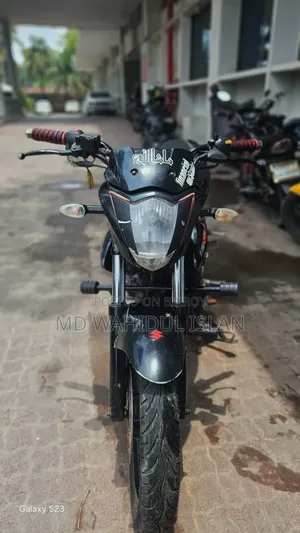 Suzuki Gixxer 2017 Red