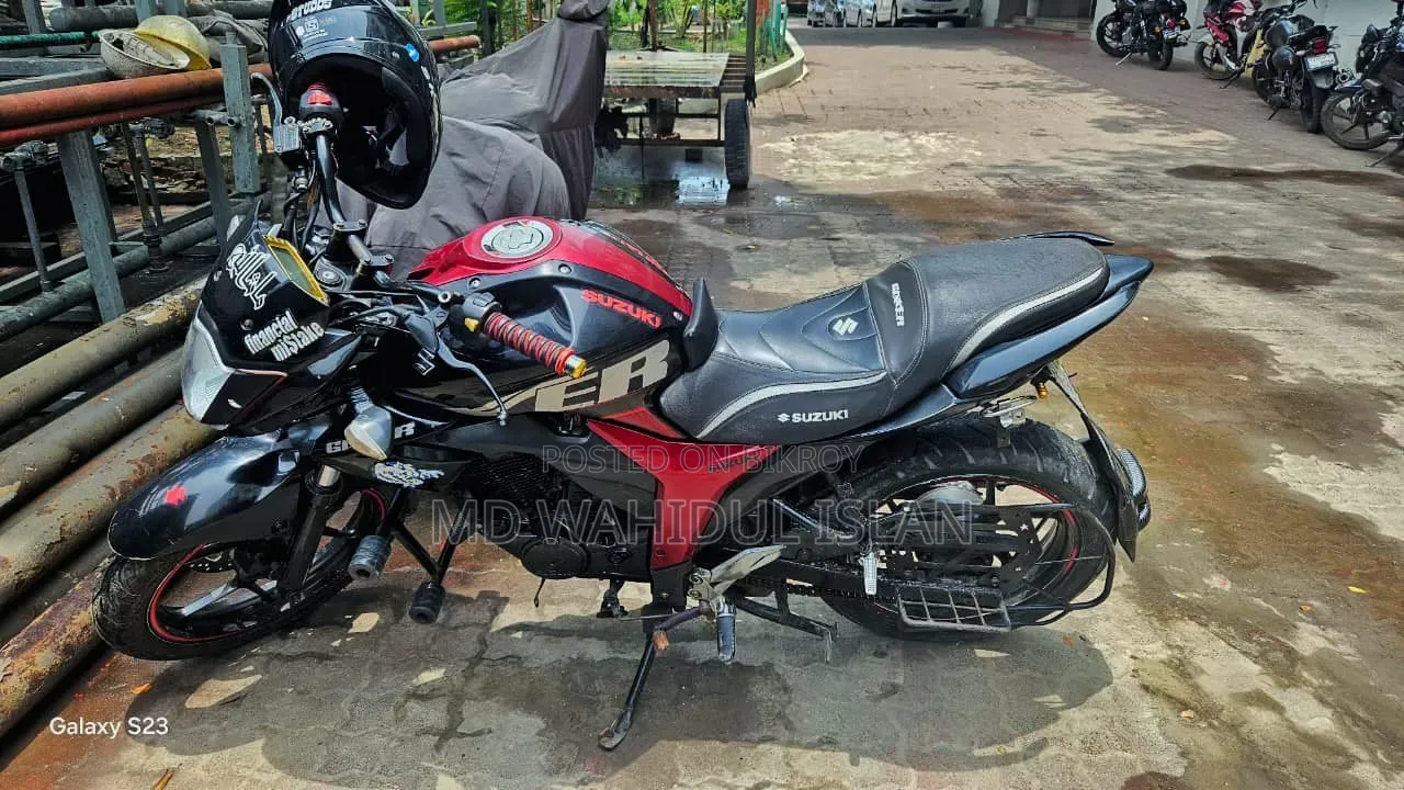 Suzuki Gixxer 2017 Red