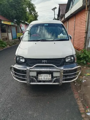 Toyota Noah 2004 White