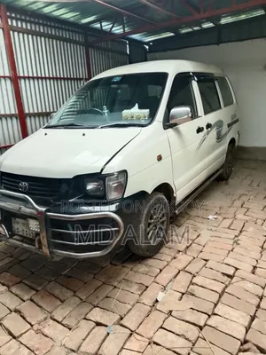 Toyota Noah 2004 White