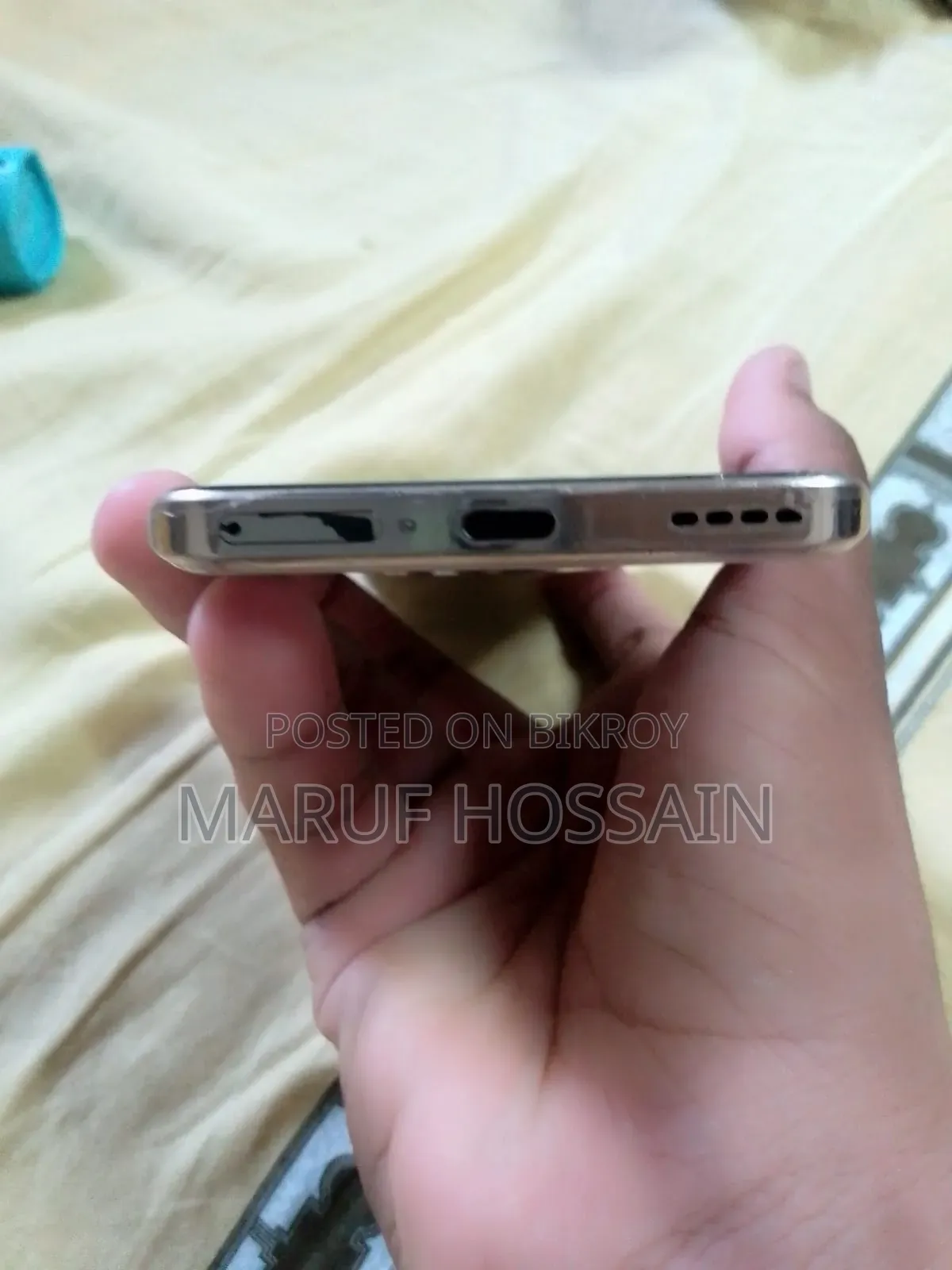 Realme 13 Pro+ 5G 256 GB Gold