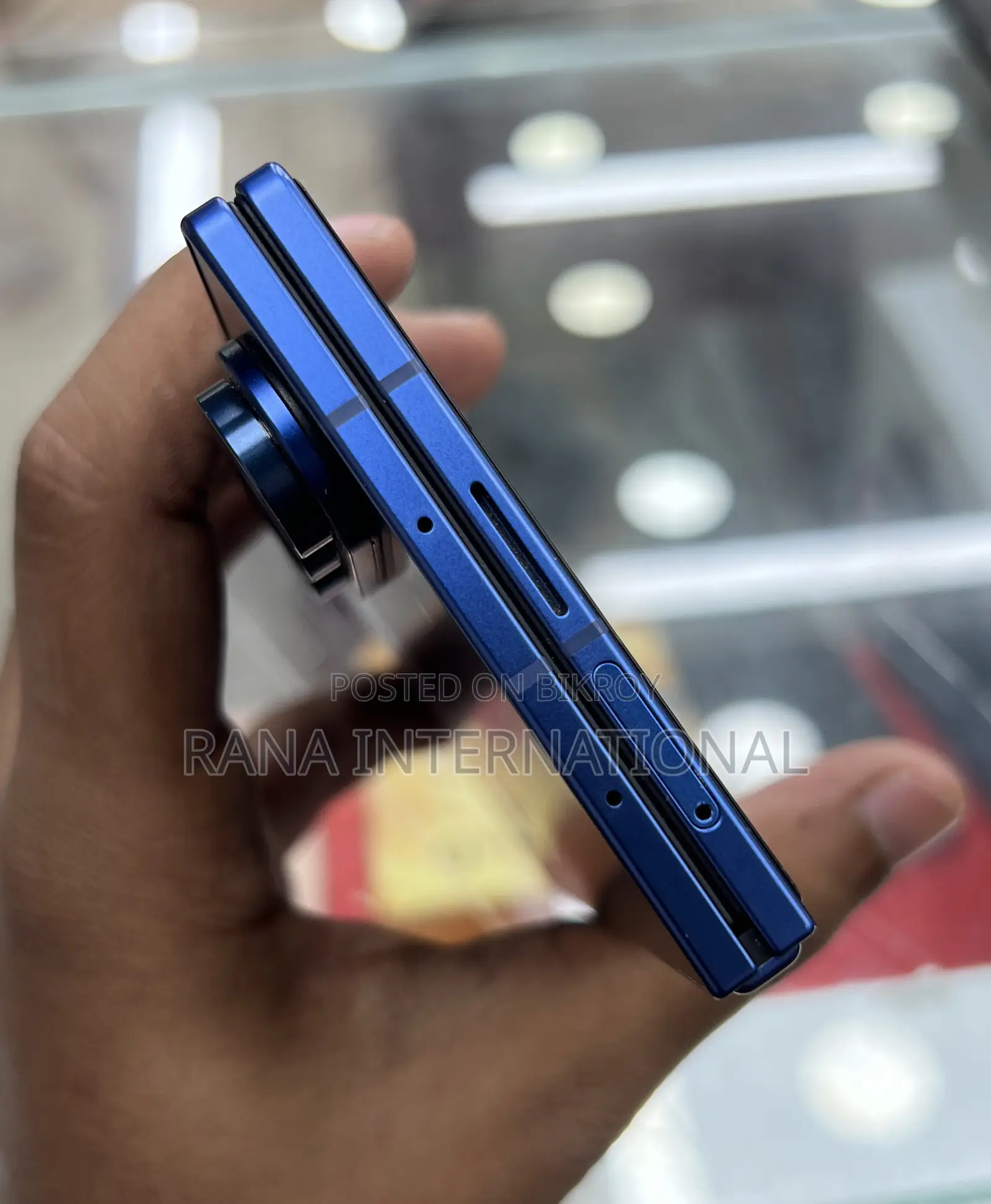 স্যামসাং গ্যালাক্সি জেড ফোল্ড৭ ২৫৬ জিবি ব্লু