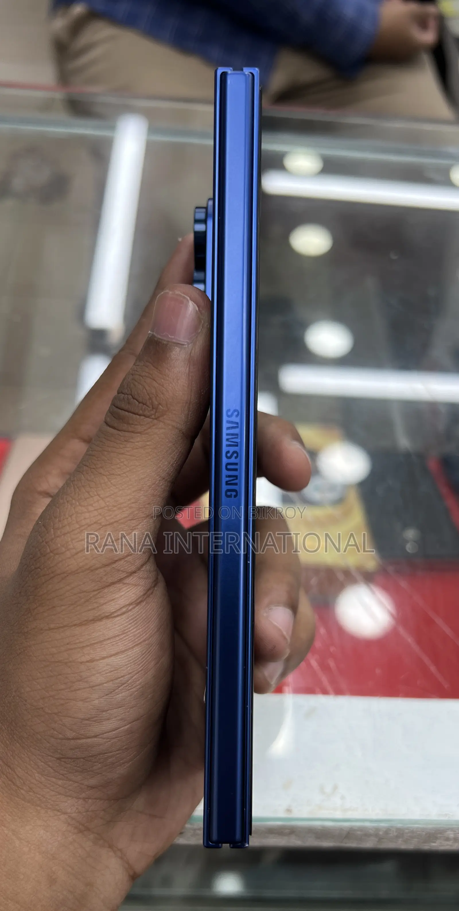 স্যামসাং গ্যালাক্সি জেড ফোল্ড৭ ২৫৬ জিবি ব্লু