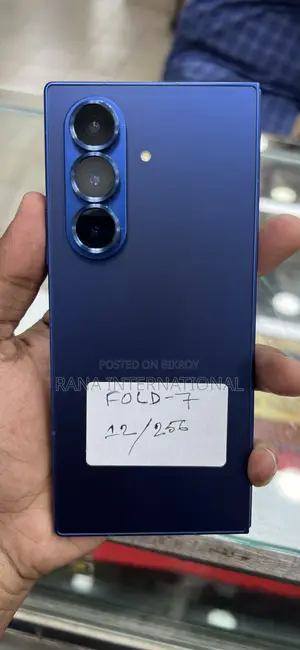 স্যামসাং গ্যালাক্সি জেড ফোল্ড৭ ২৫৬ জিবি ব্লু