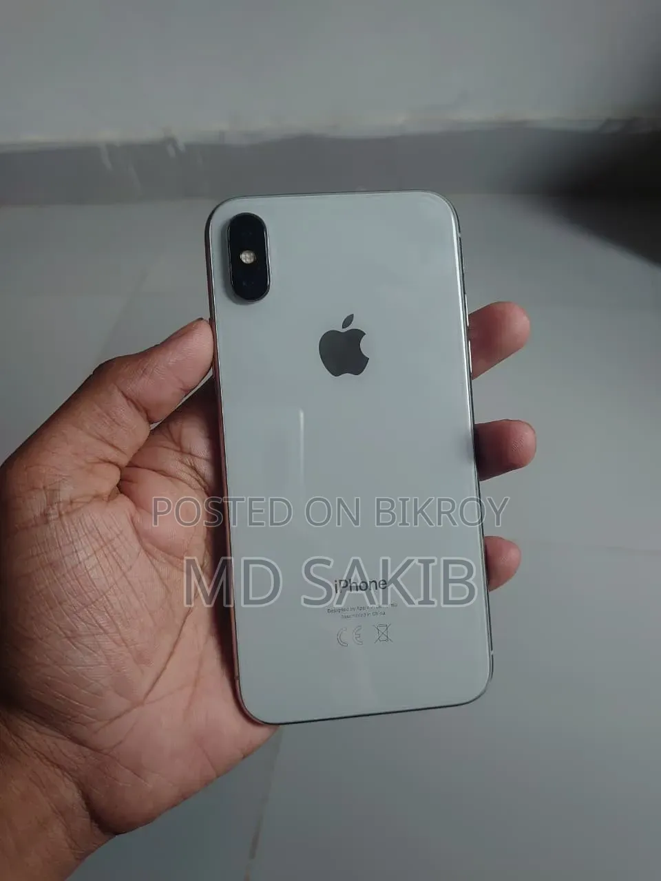 Apple iPhone X 64 GB White